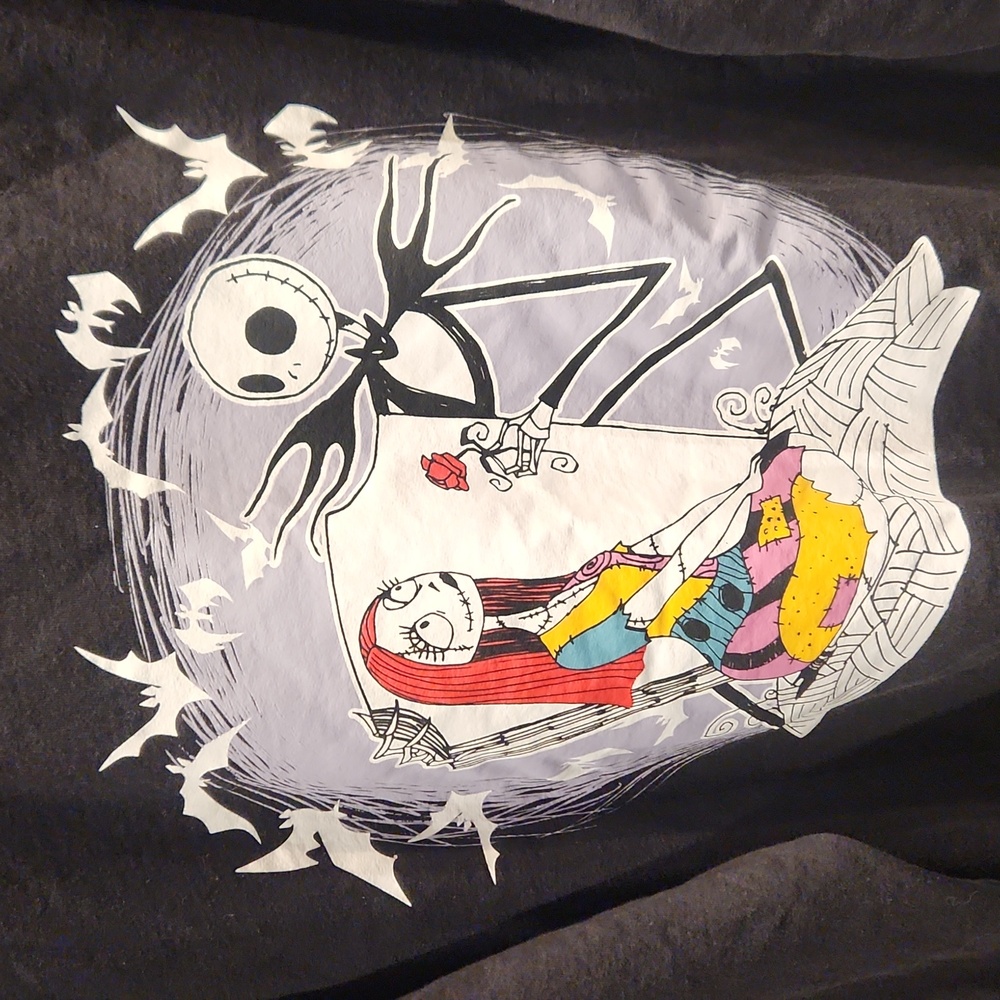 EUC Disney Tim Burton's The Nightmare Before Christmas Women's sz 1X Sweatshirt - Picture 2 of 6